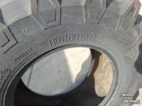 Räder, Reifen, Felgen & Distanzringe Pirelli 420/70R24