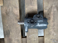 Diverse neue Teile  Hydrauliek motoren