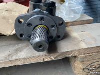 Diverse neue Teile  Hydrauliek motoren