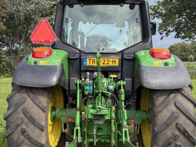 Schlepper / Traktor John Deere 6230