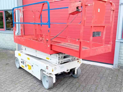 Scherenarbeitsbühnen Genie GS-2046