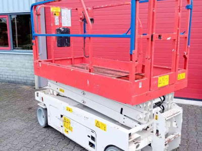 Scherenarbeitsbühnen Genie GS-2046