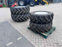Räder, Reifen, Felgen & Distanzringe Trelleborg 480/70R34 + 380/70R24 verstelbare velgen