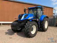 Schlepper / Traktor New Holland T 7.230 Classic