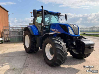 Schlepper / Traktor New Holland T 7.230 Classic