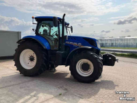 Schlepper / Traktor New Holland T 7.230 Classic