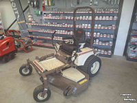 Aufsitzrasenmäher Grasshopper 200V