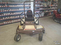 Aufsitzrasenmäher Grasshopper 200V