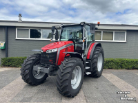 Schlepper / Traktor Massey Ferguson 5M.125 Dyna-4 Essential