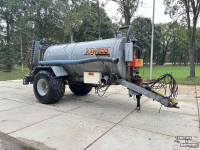 Gülletankwagen / Güllefässer Kaweco 8 m3 mesttank met bemester
