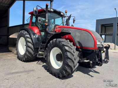 Schlepper / Traktor Valtra T190