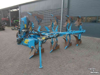 Pflüge Lemken Juwel 7 4 schaar ploeg met vorenpakker