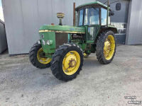 Schlepper / Traktor John Deere 3040 4WD