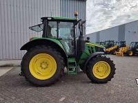 Schlepper / Traktor John Deere 6090M