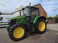 Schlepper / Traktor John Deere 6090M