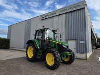 Schlepper / Traktor John Deere 6090M