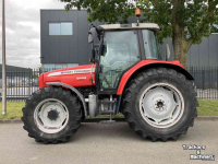 Schlepper / Traktor Massey Ferguson 5445 Dyna-4
