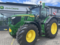 Schlepper / Traktor John Deere 6R 215
