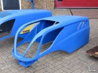 Schlepper / Traktor New Holland Div NewH motorkappen Motorhouse Engine Hood