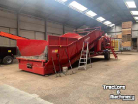 Annahmebunker Tong Peal Caretaker