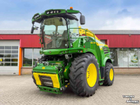 Feldhäcksler John Deere 8400