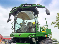 Feldhäcksler John Deere 8400