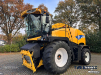 Feldhäcksler New Holland FR 9040 hakselaar