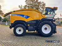 Feldhäcksler New Holland FR 9040 hakselaar
