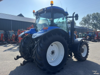 Schlepper / Traktor New Holland TS100A