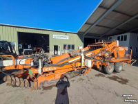 Blumenzwiebelroder Nobels 3 BC getrokken rooimachine op spoor 1.800 mm.