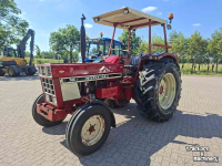 Schlepper / Traktor International 744