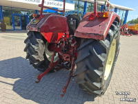 Schlepper / Traktor International INTERNATIONAL 744