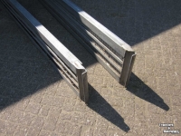 Sonstige Transport- und Industriemaschinen und Zubehör  Aluminium op rijplaat