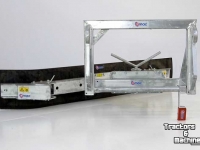 Sonstige Transport- und Industriemaschinen und Zubehör Qmac Rubber matting scraper 1.80 mtr hook up Zetelmeyer 602