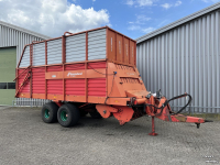Lade- und Dosierwagen Kverneland TA465 opraapwagen