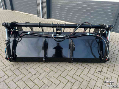 Silage Greifschaufel  / Greifgabel Hemach Silagegrijper / Pelikaanbak  Giant aankoppeling
