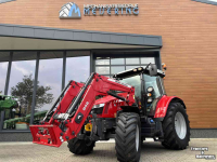 Schlepper / Traktor Massey Ferguson 5711 SL Dyna- 4 Efficiënt met voorlader