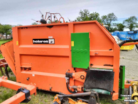 Siloblockverteilwagen Holaras Rabbit 4000