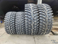 Räder, Reifen, Felgen & Distanzringe Michelin Michelin Roadbib 650/65R42 en 540/65R30. Passend op oa Fendt 700 serie