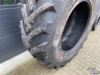 Räder, Reifen, Felgen & Distanzringe Bridgestone 710/70R42