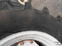 Räder, Reifen, Felgen & Distanzringe BKT 480/70r34