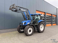 Schlepper / Traktor New Holland TS100A