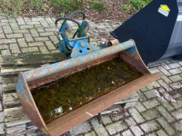 Schwenkbare Grabenräumlöffel Eurograb Eurograb kantelbak CW05