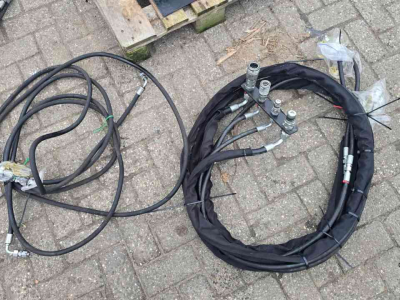 Fronthydraulik & Frontzapfwellen Zuidberg Fronthef passend op o.a. MF5400