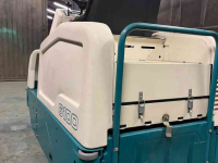 Kehr- und Kehrsaugmaschinen Tennant 6100