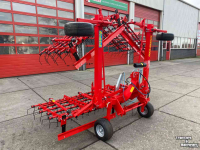 Striegelmaschine Einbock Grass-manager wiedeg