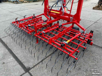 Striegelmaschine Einbock Grass-manager wiedeg