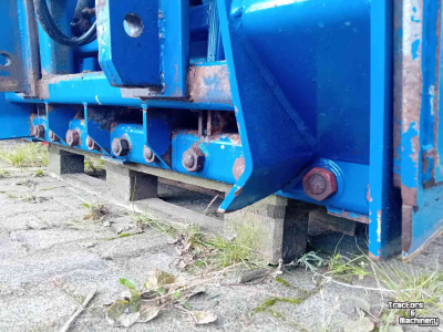 Silageschneidezange AP NP 1600 HA-IB Kuilhapper met afschuiver en inzetbak