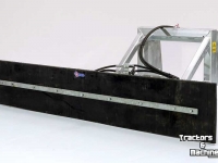 Gülleschieber Qmac Modulo Gummischieber für Gülle 2.10 mtr mit anbau Manitou
