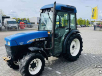 Obst und Weinbau Traktoren New Holland TN75VA Smalspoor Tractor